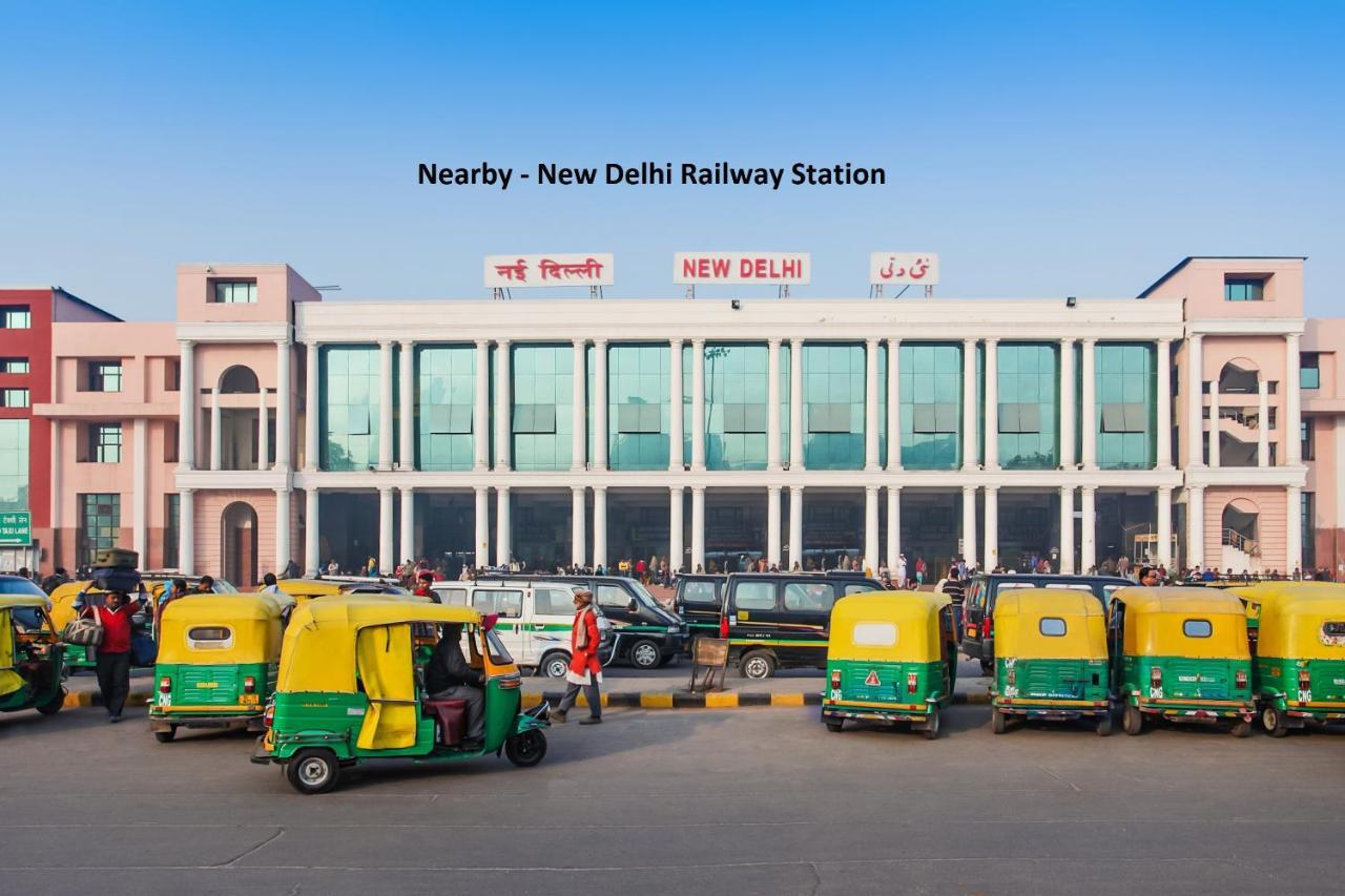 Fabexpress Welcome Palace Near Railway Station 3*